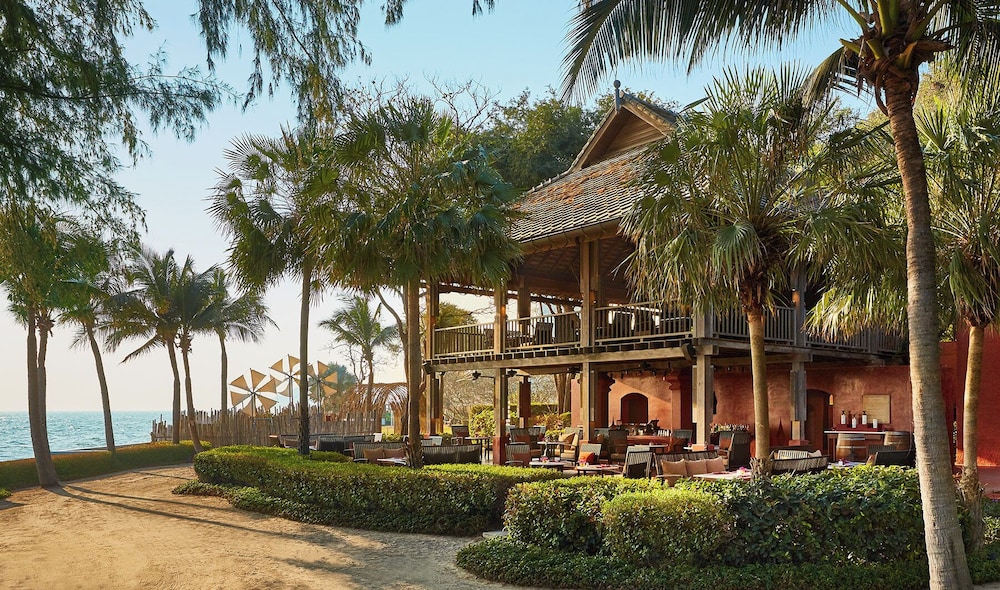 THE BARAI HUA HIN - The Unbound Collection by Hyatt 40/50