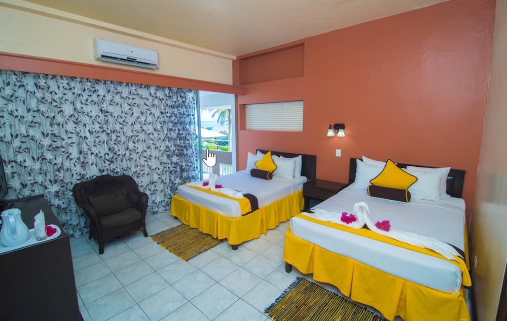 Tropikist Beach Hotel & Resort 25/65
