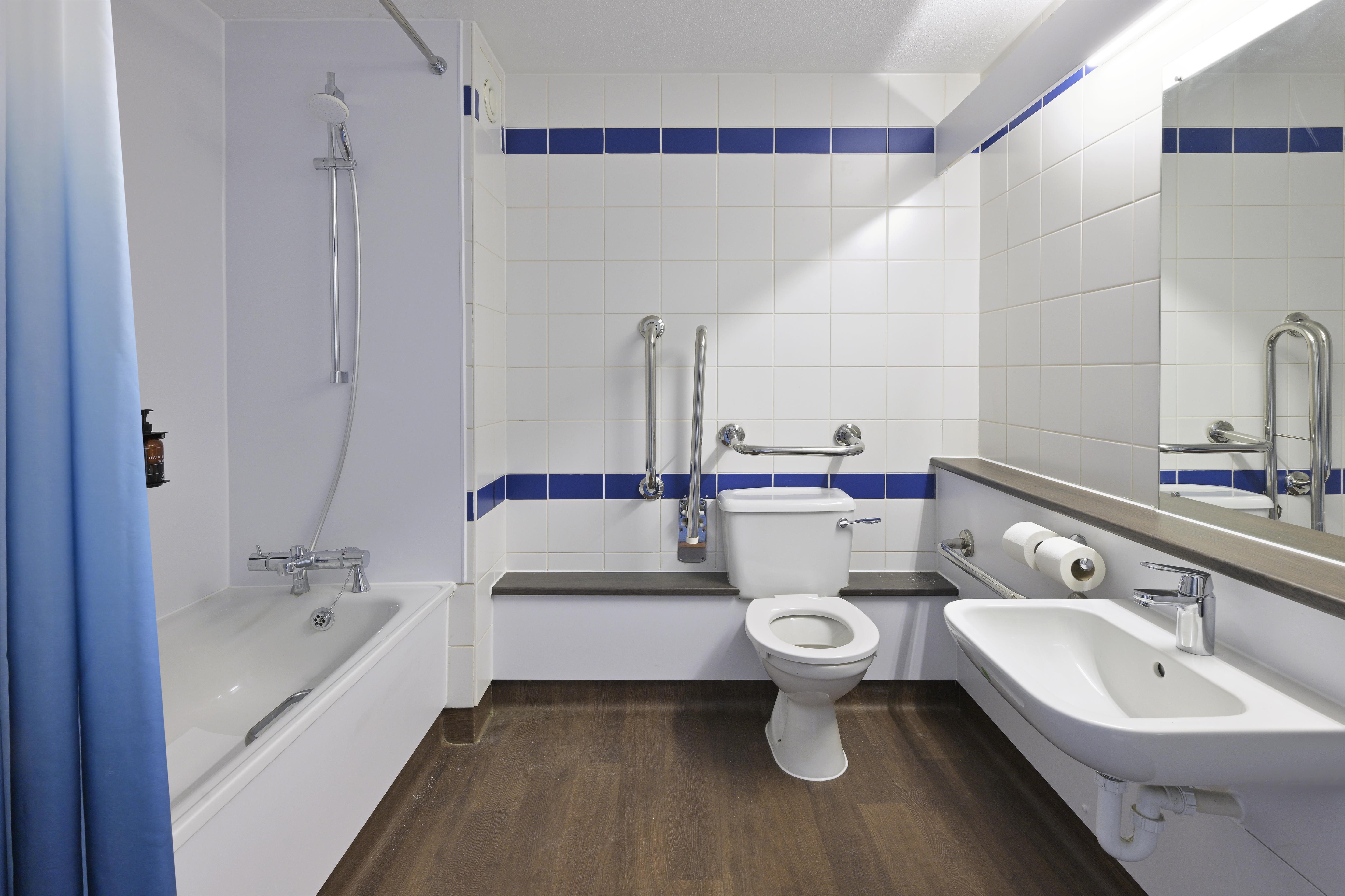 Travelodge Cambridge Fourwentways 25/27