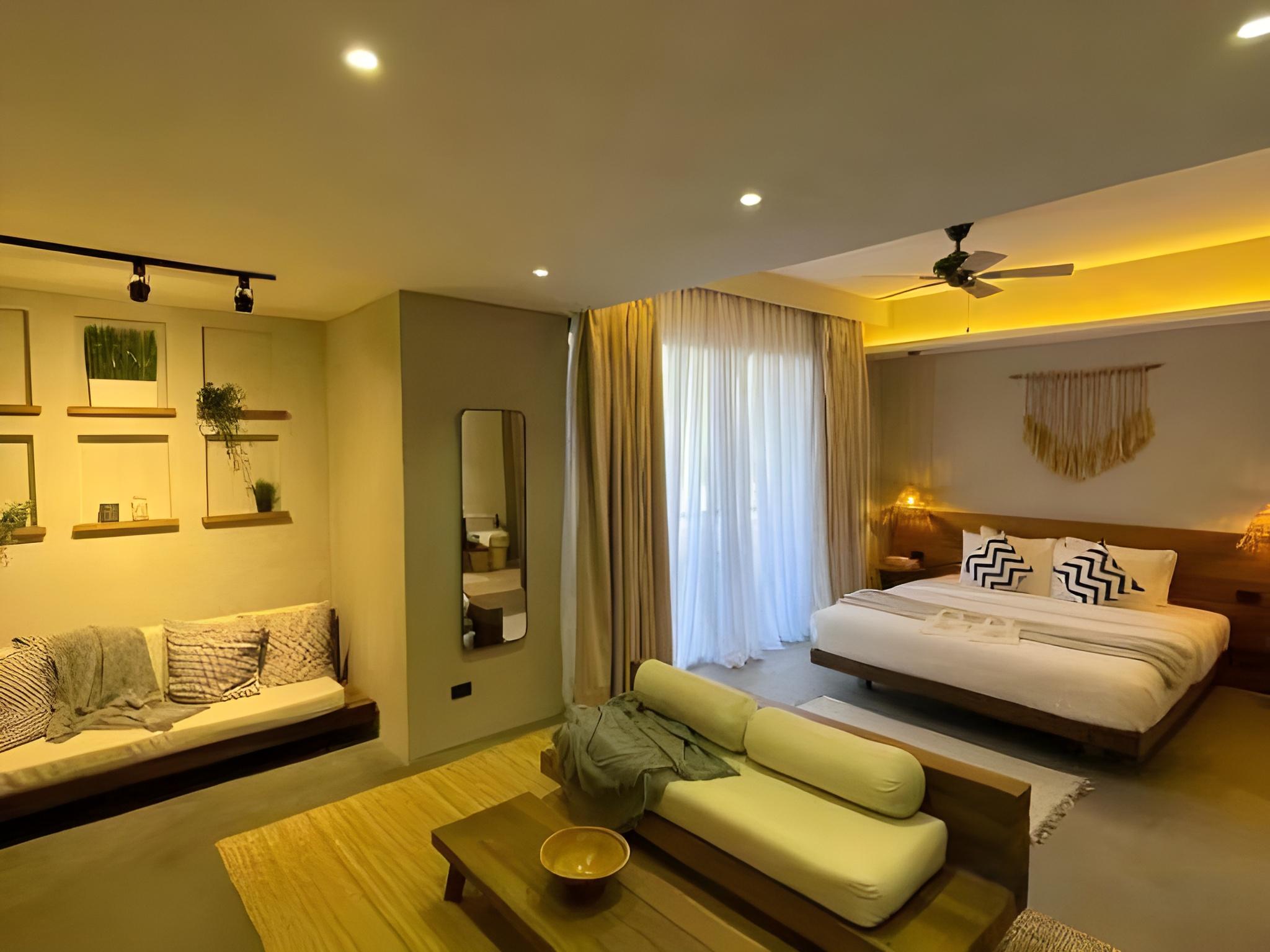 Celebrity, Suite, Queen Bed