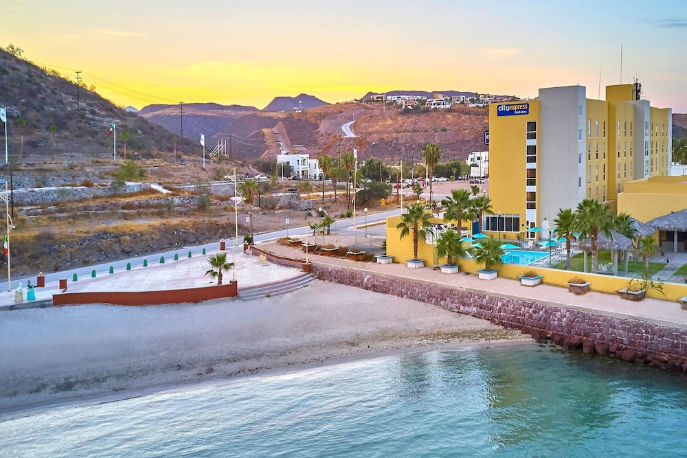 City Express by Marriott La Paz 62/64