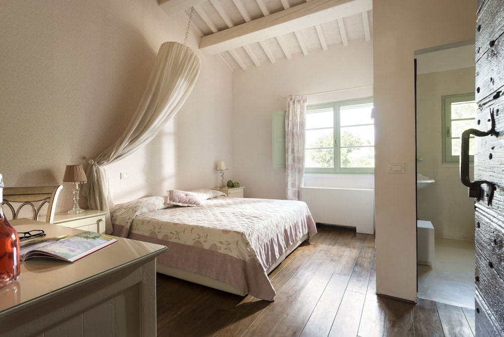 Urbino Resort 19/75