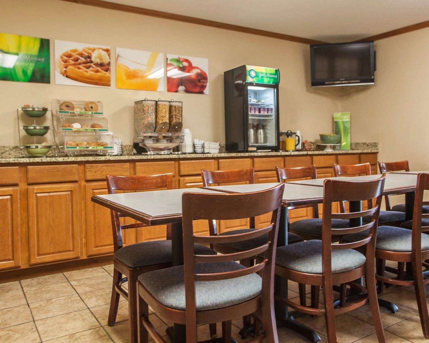 Quality Inn & Suites Eldridge Davenport North 21/31