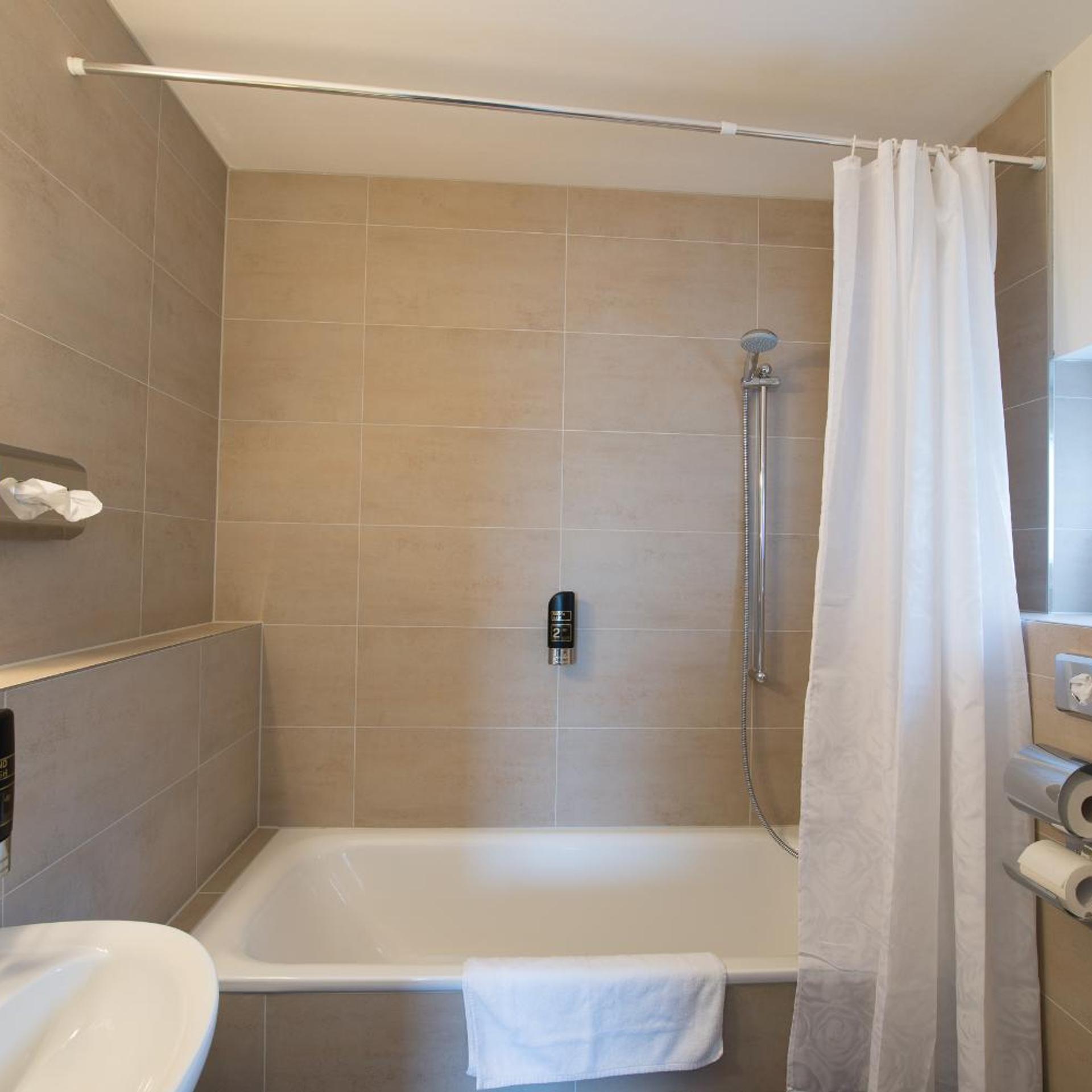 غرفة بسرير مزدوج أو سريرين منفصلين، Goethe Business Hotel 9/10