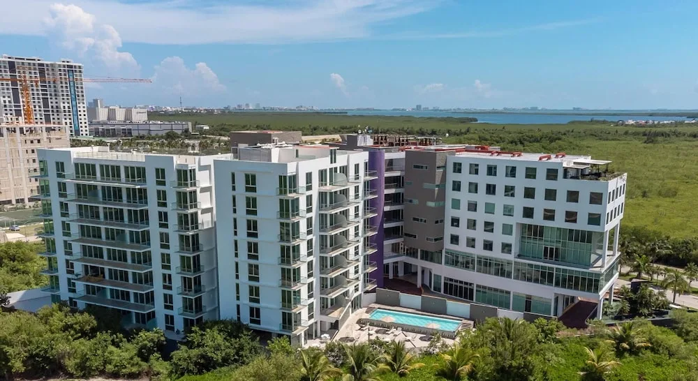 Amaan Vacation Suites 1/50