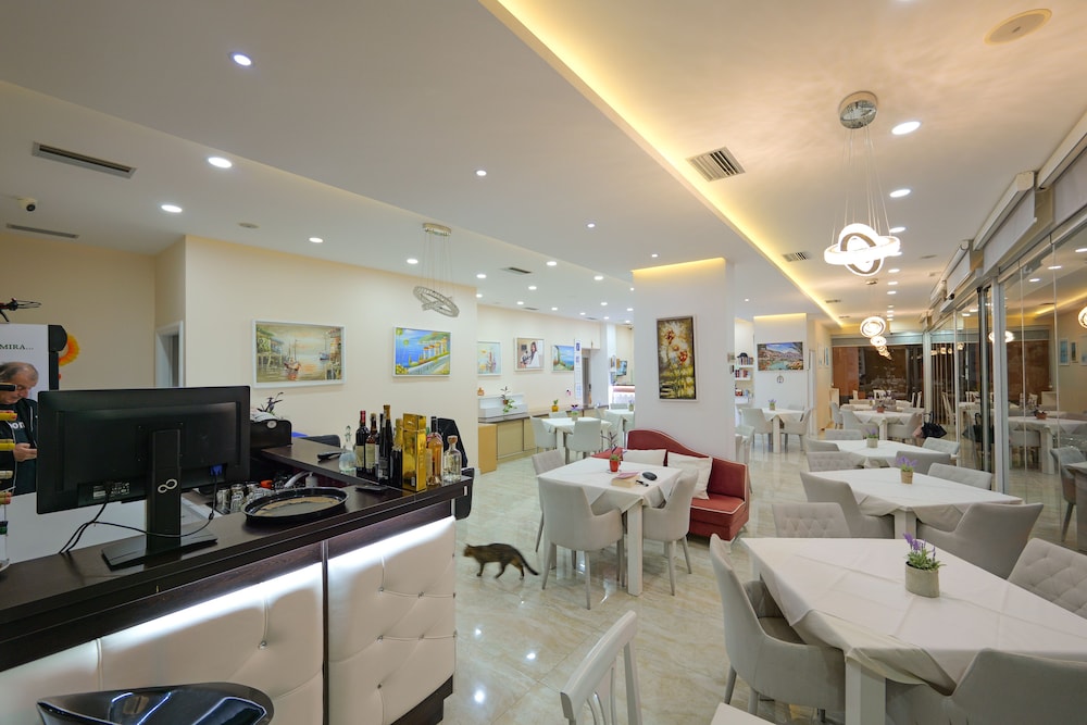 Hotel Iliria Sarande 48/67