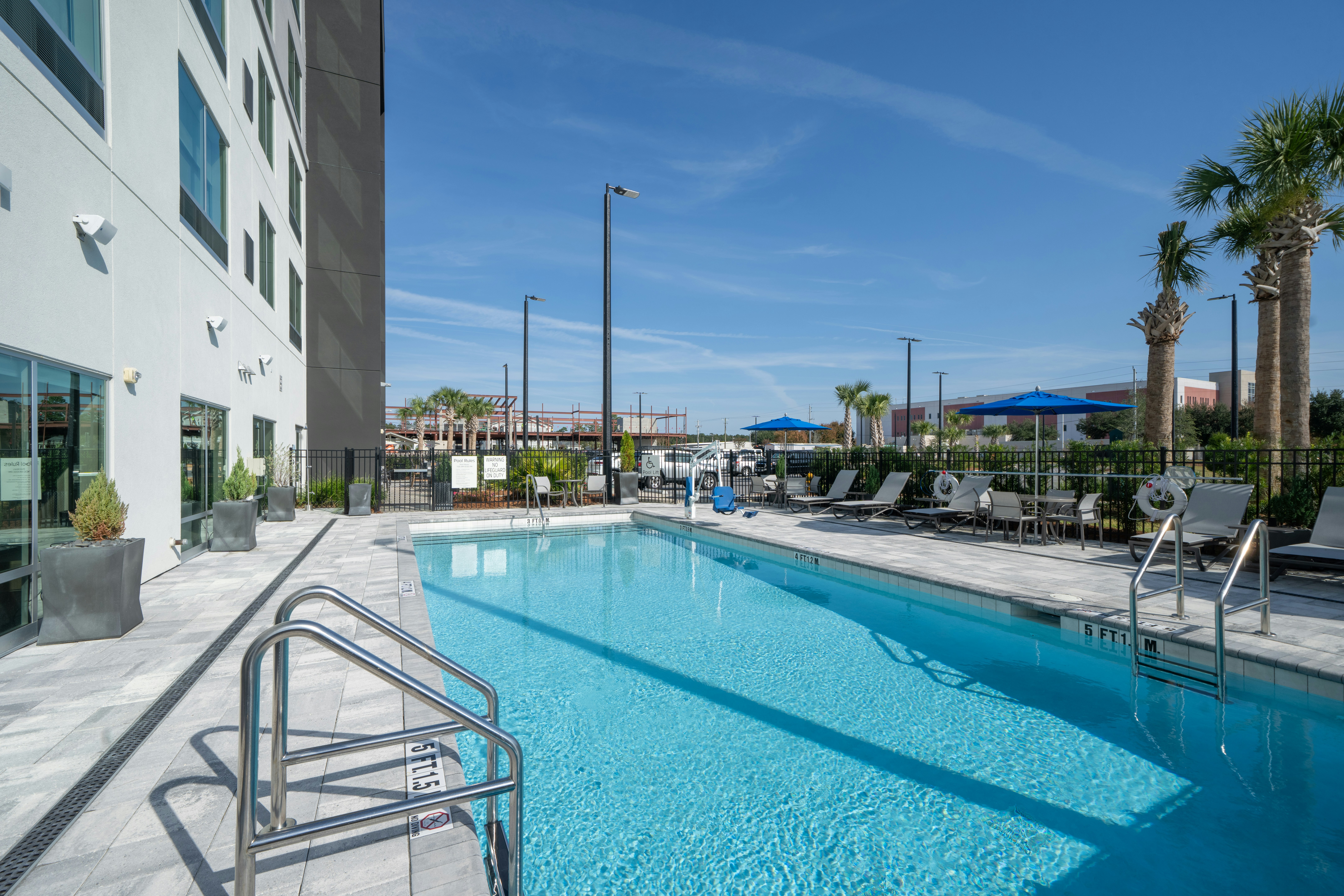 Holiday Inn Express & Suites Fort Walton Beach - Eglin Area, an IHG Hotel 27/50