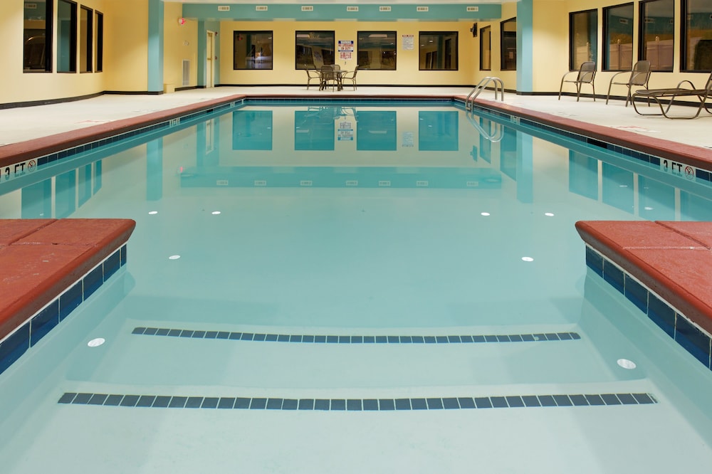 Holiday Inn Express Hotel And Suites Sylacauga 52/52