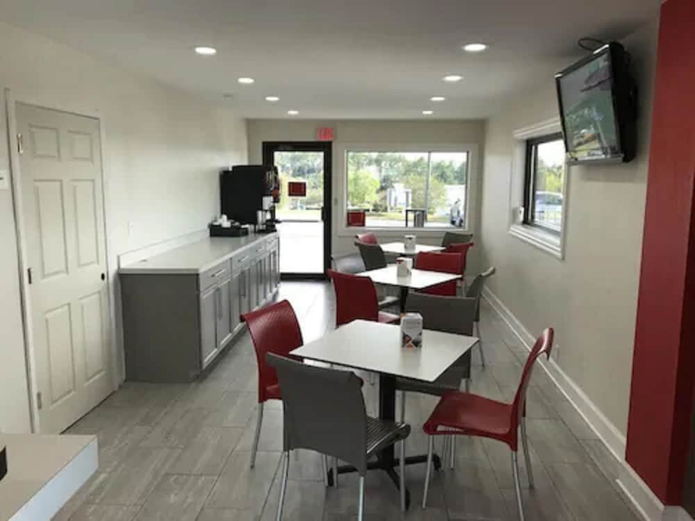 Econo Lodge Crestview South 26/31