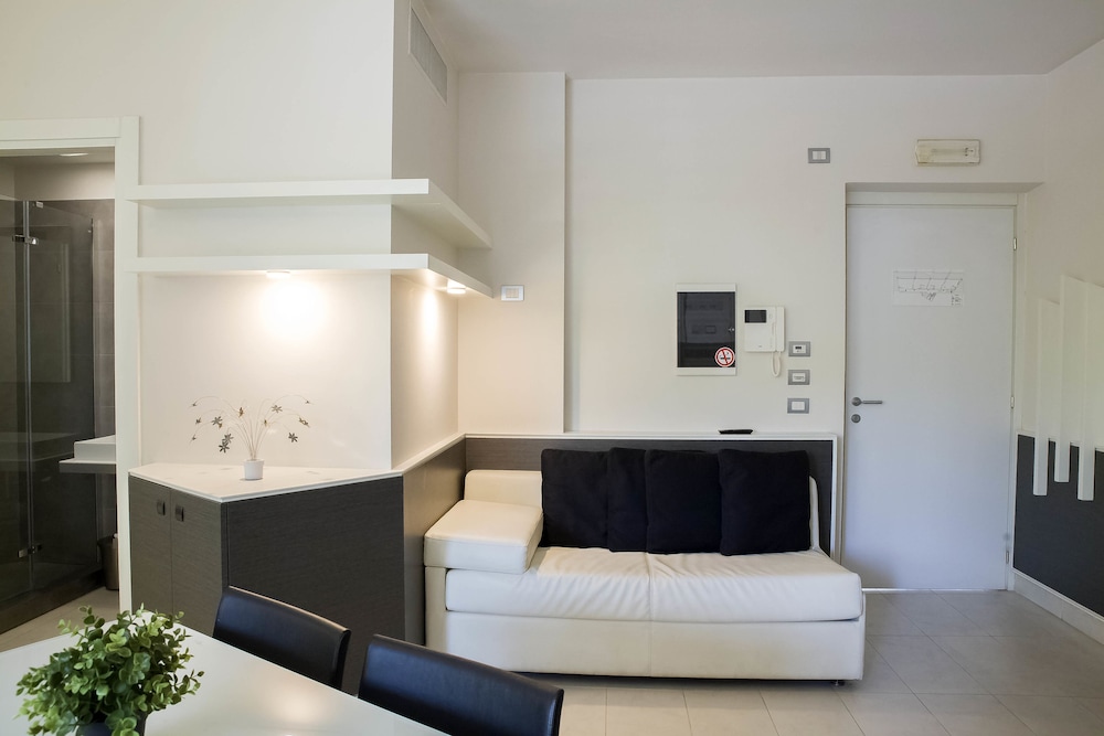 Lungotevere Suite 24/56