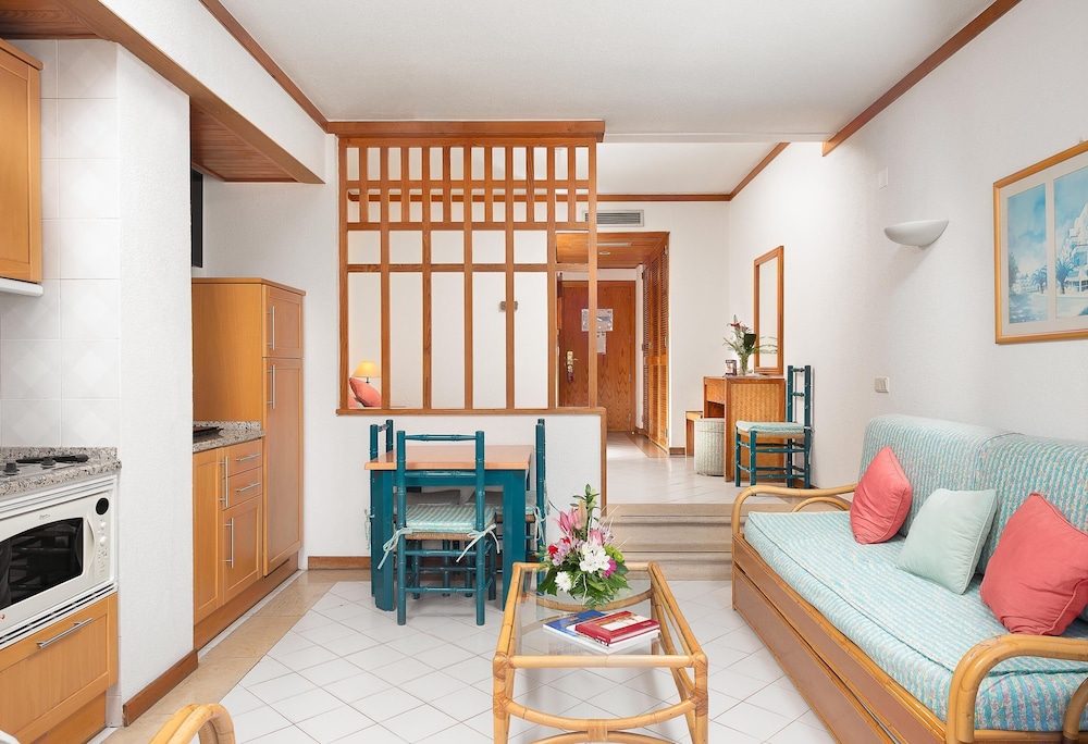 Muthu Oura Praia Hotel Apartments 32/50