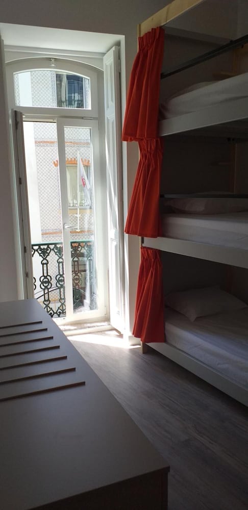 Be Lisbon Hostel Intendente 33/50