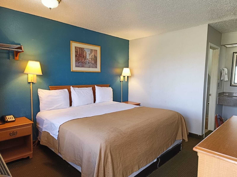 Executive Inn Kilgore North 27/57
