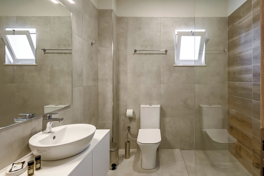 Azure Beach Seafront Villas 50/56