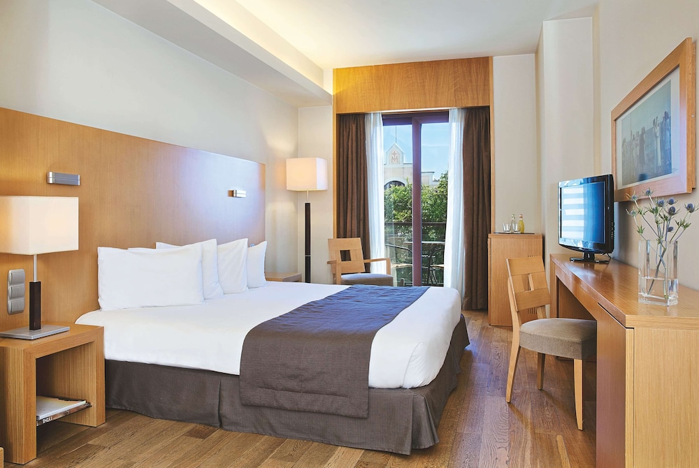 STANDARD, TWIN BEDS, ACCESSIBLE