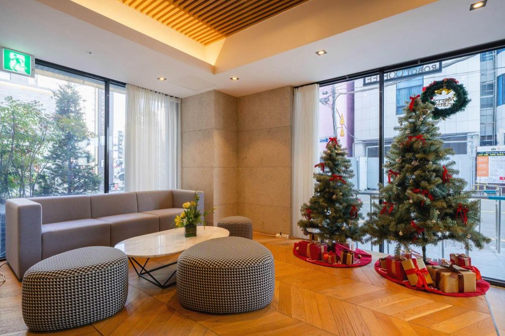 Haeundae Thevan Hotel 71/87