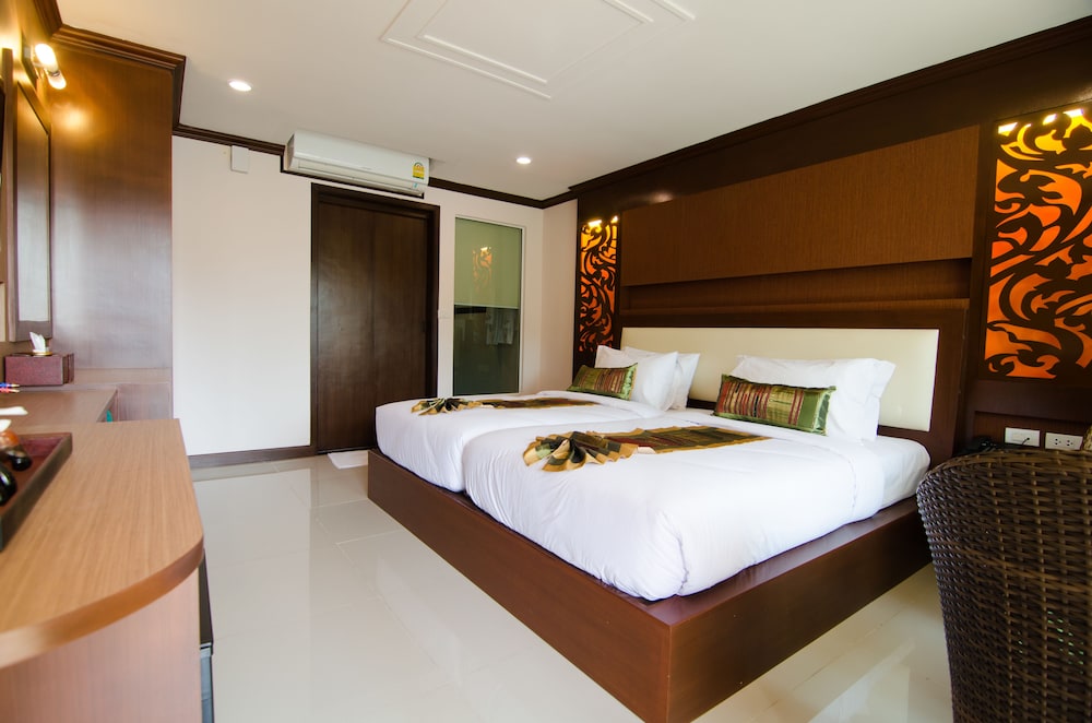 Chivatara Resort And Bangtao Beach Resort Phuket 21/66