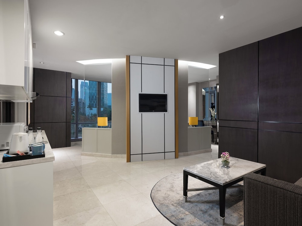 The Grove Suites by Grand Aston 43/57