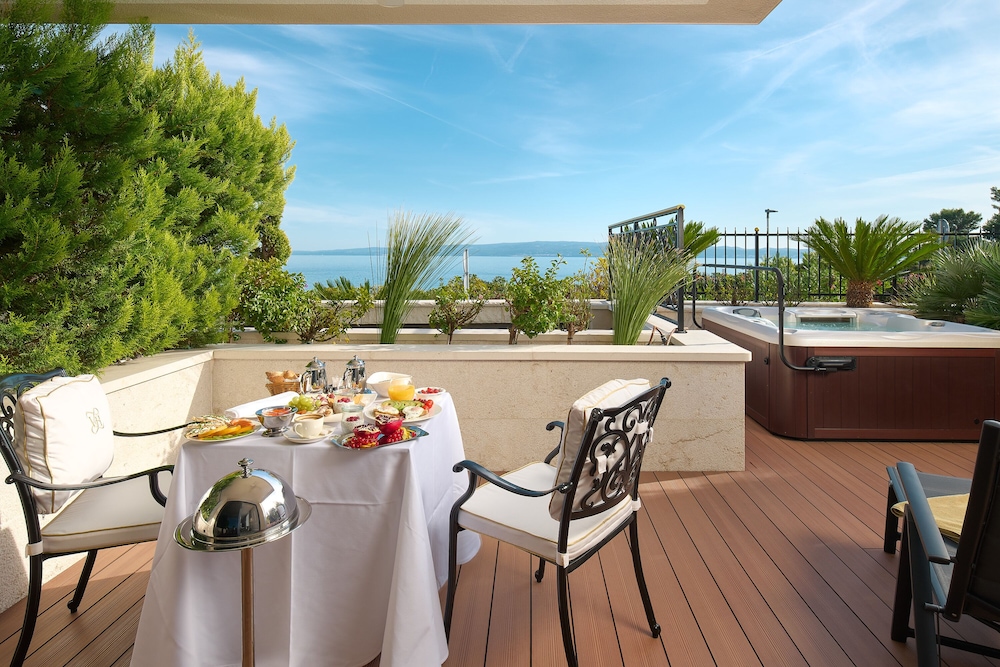 Hotel Villa Harmony 63/77