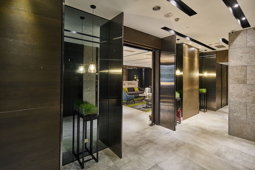HARBOUR 10 HOTEL 3/69