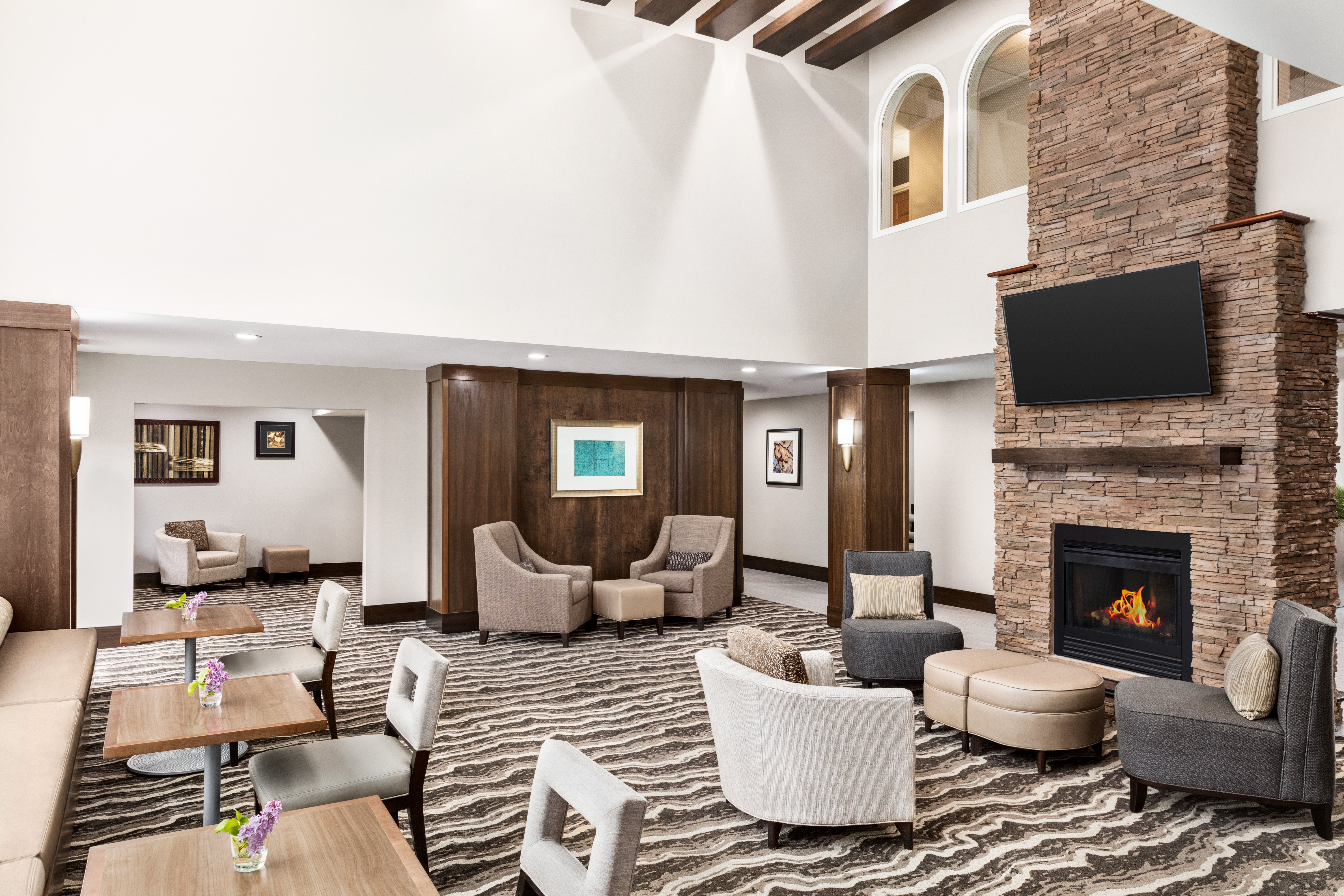 Staybridge Suites Fort Wayne 54/59