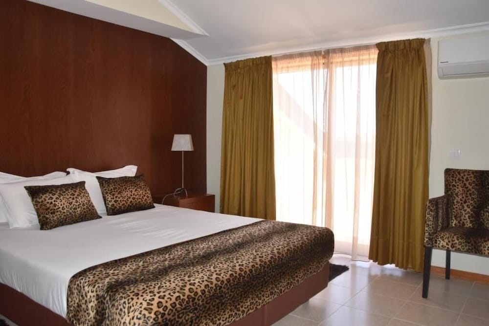 Quiaios Hotel 6/28