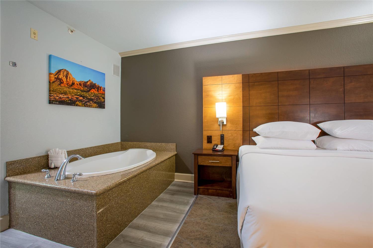Arroyo Pinion Hotel Ascend Hotel Collection 10/17