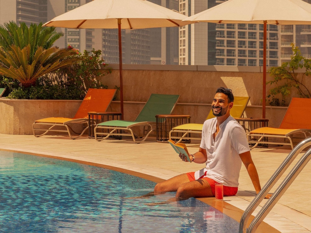 Movenpick Hotel Apartments Downtown Dubai 36/64