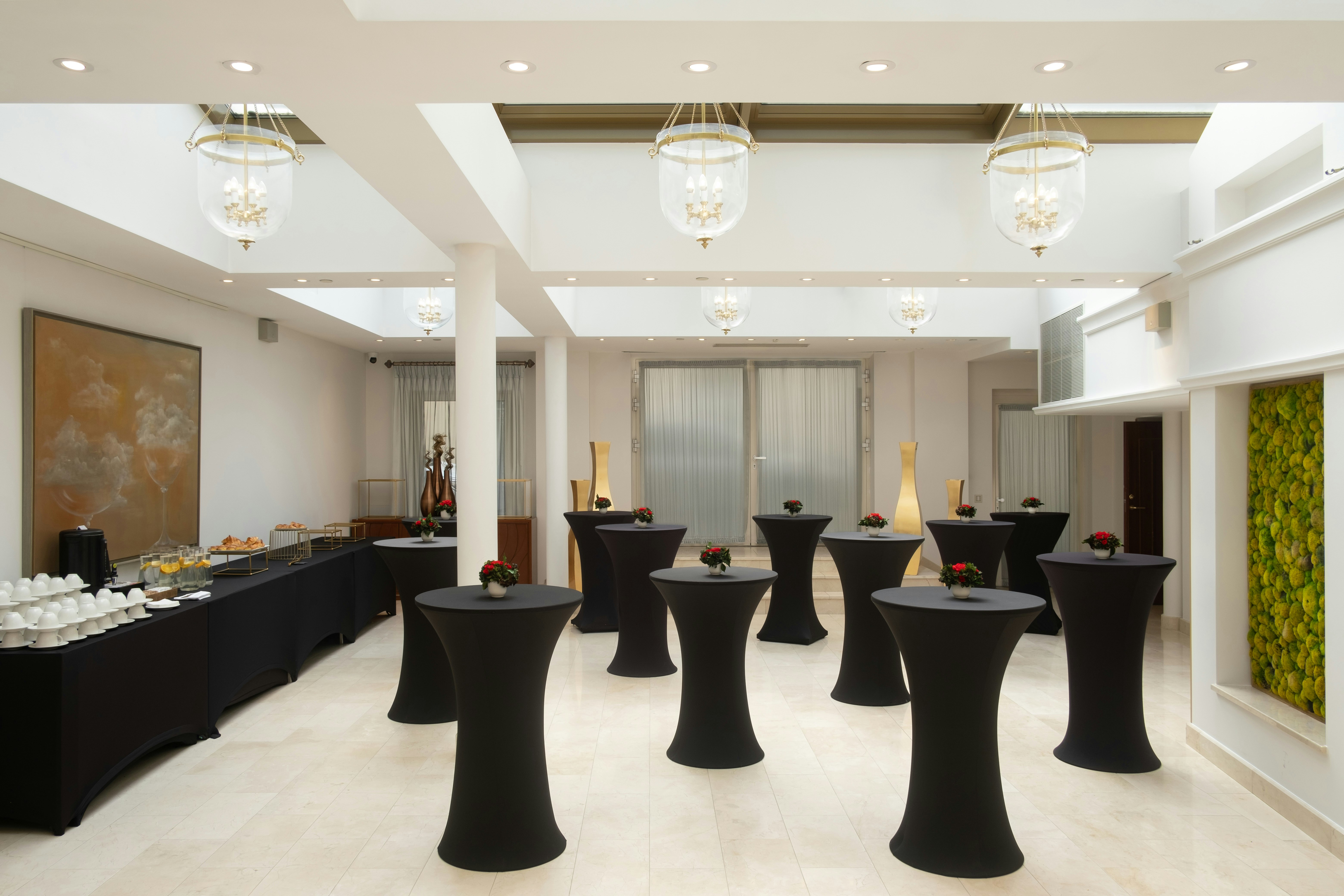 Grand Hotel Vilnius, Curio Collection by Hilton 20/47