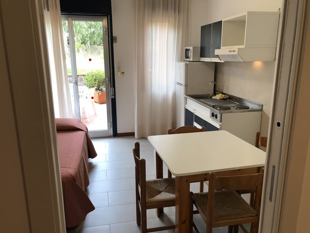 Residence Villa Giardini 57/66