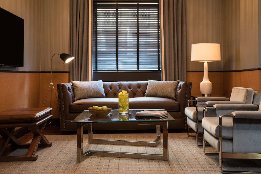 Gild Hall A Thompson Hotel 24/50