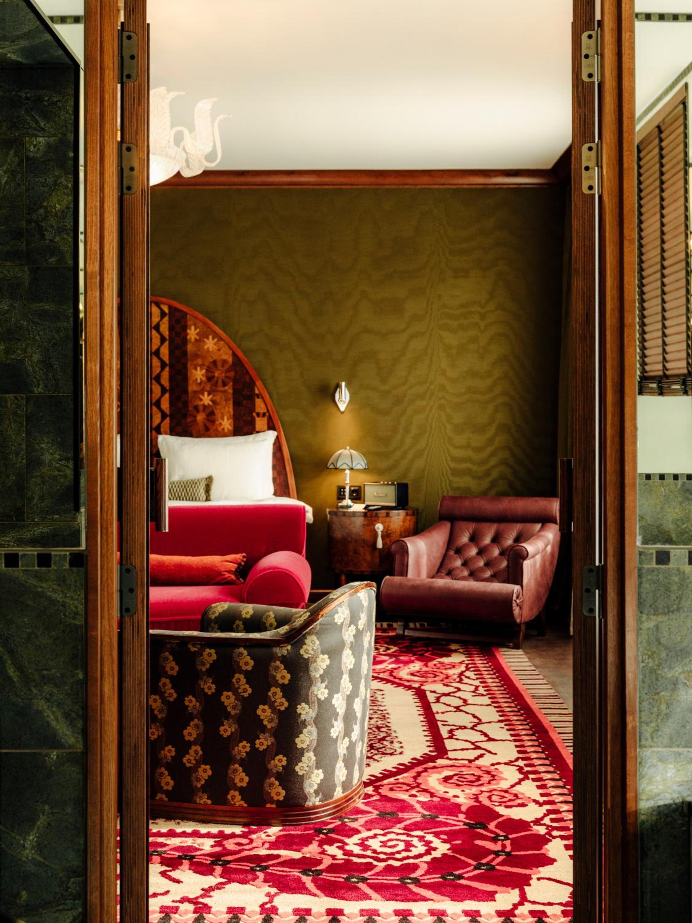 Heritage, Suite