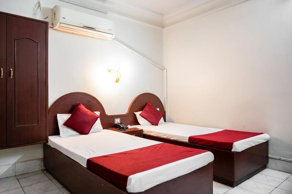 HOTEL PRAYAG 23/55