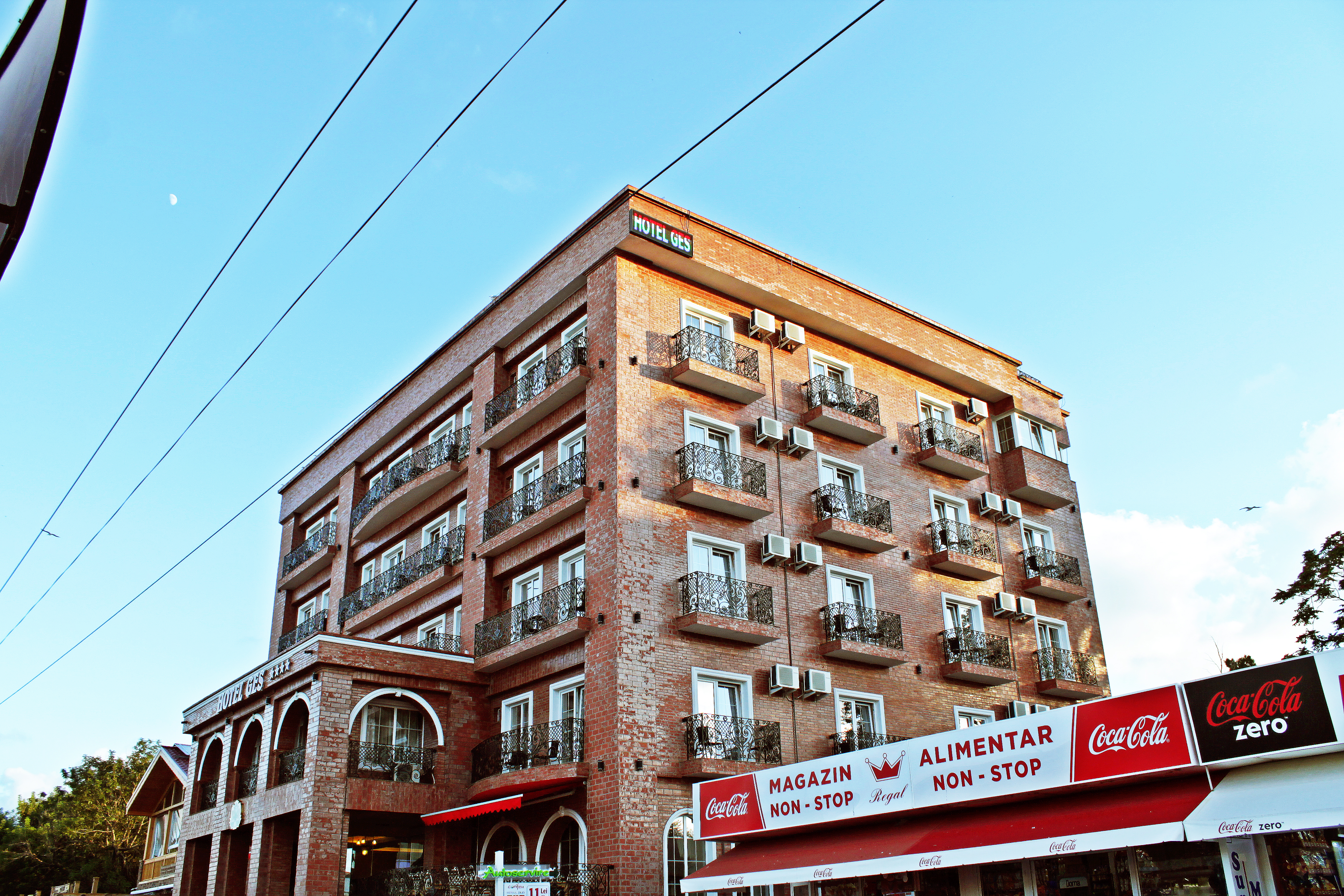 Ges Hotel 2/27