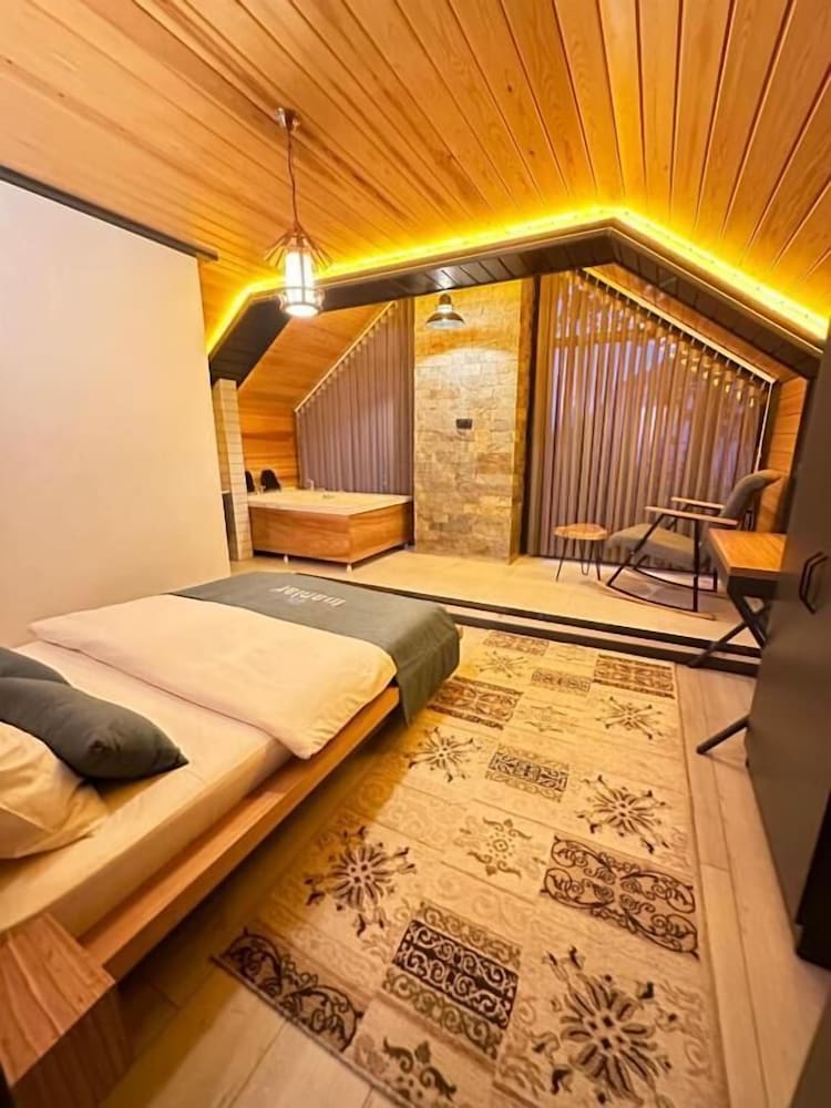 Inanlar Garden Hotel & Bungalow 35/58