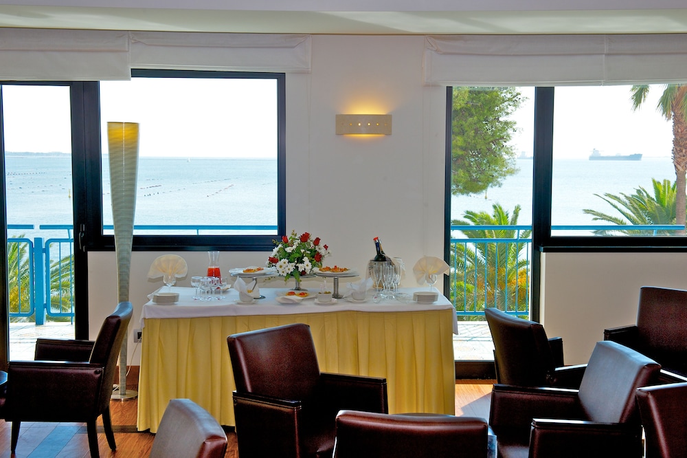Hotel Delfino Taranto 59/74