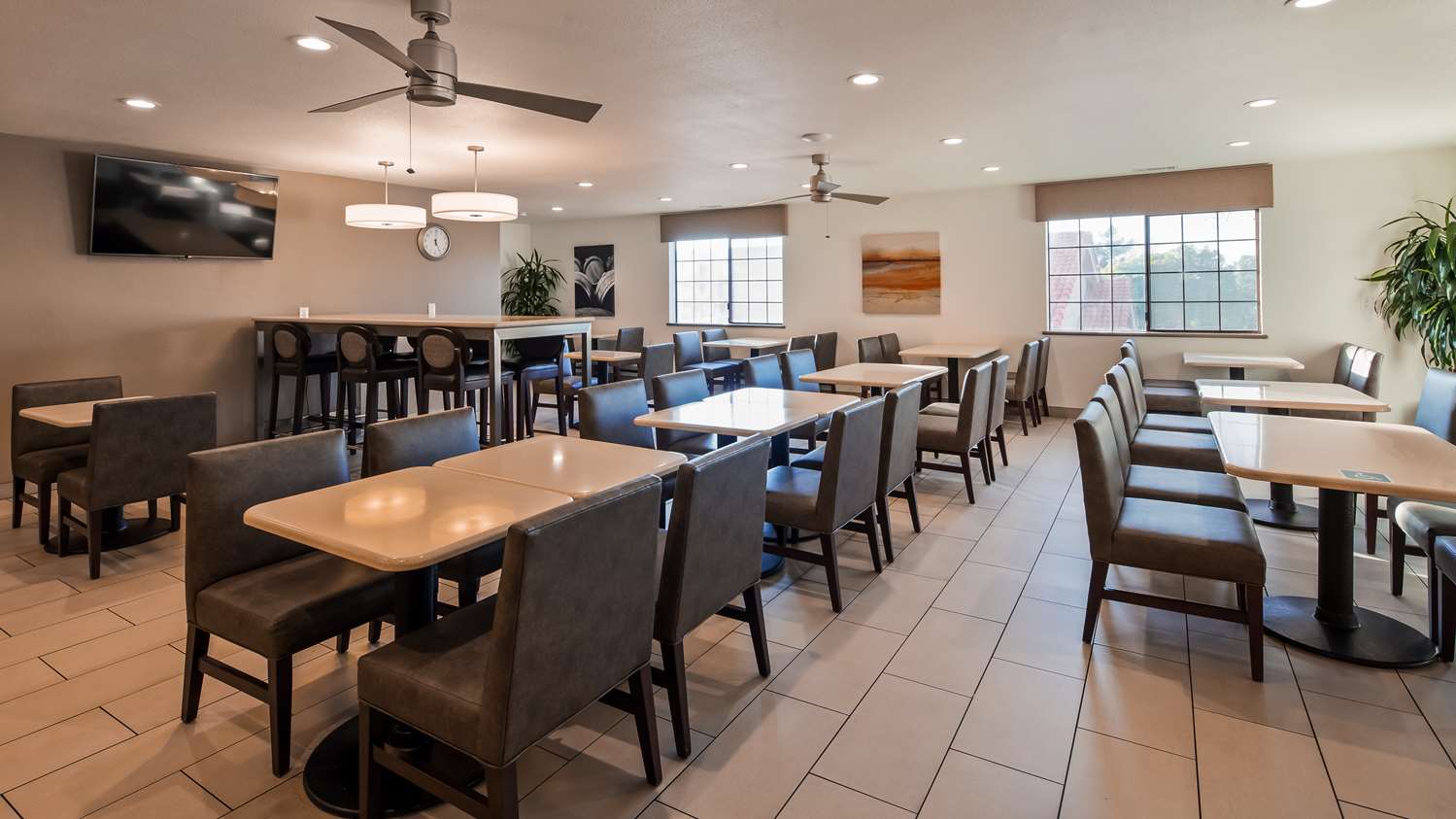 Colony Inn Hotel Atascadero 44/56