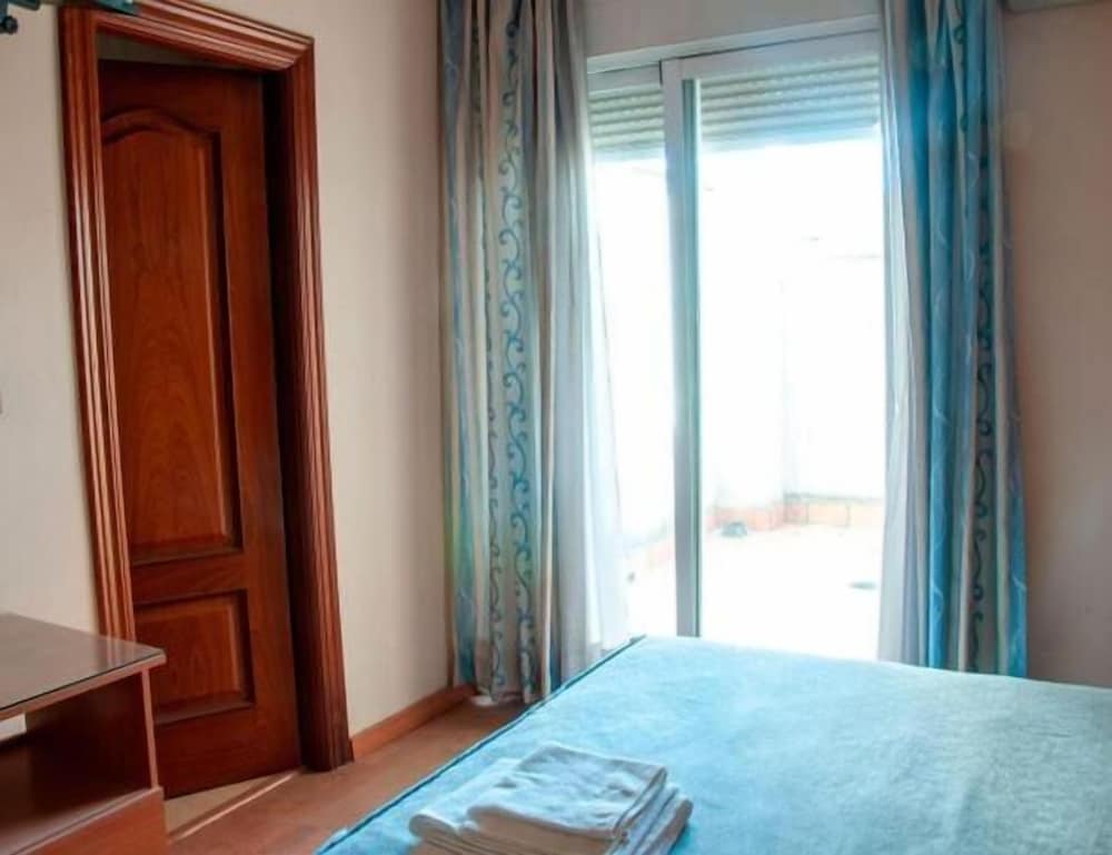 Hotel Lindaraja 11/25