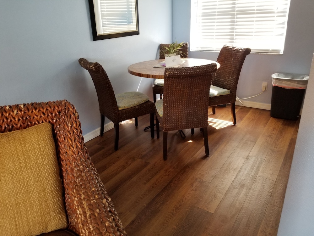 Royal North Beach All Suites 37/57