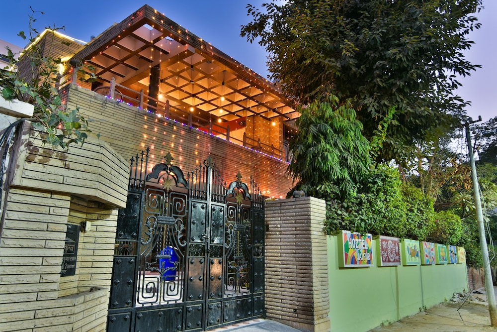 Hoztel Jaipur 2/56