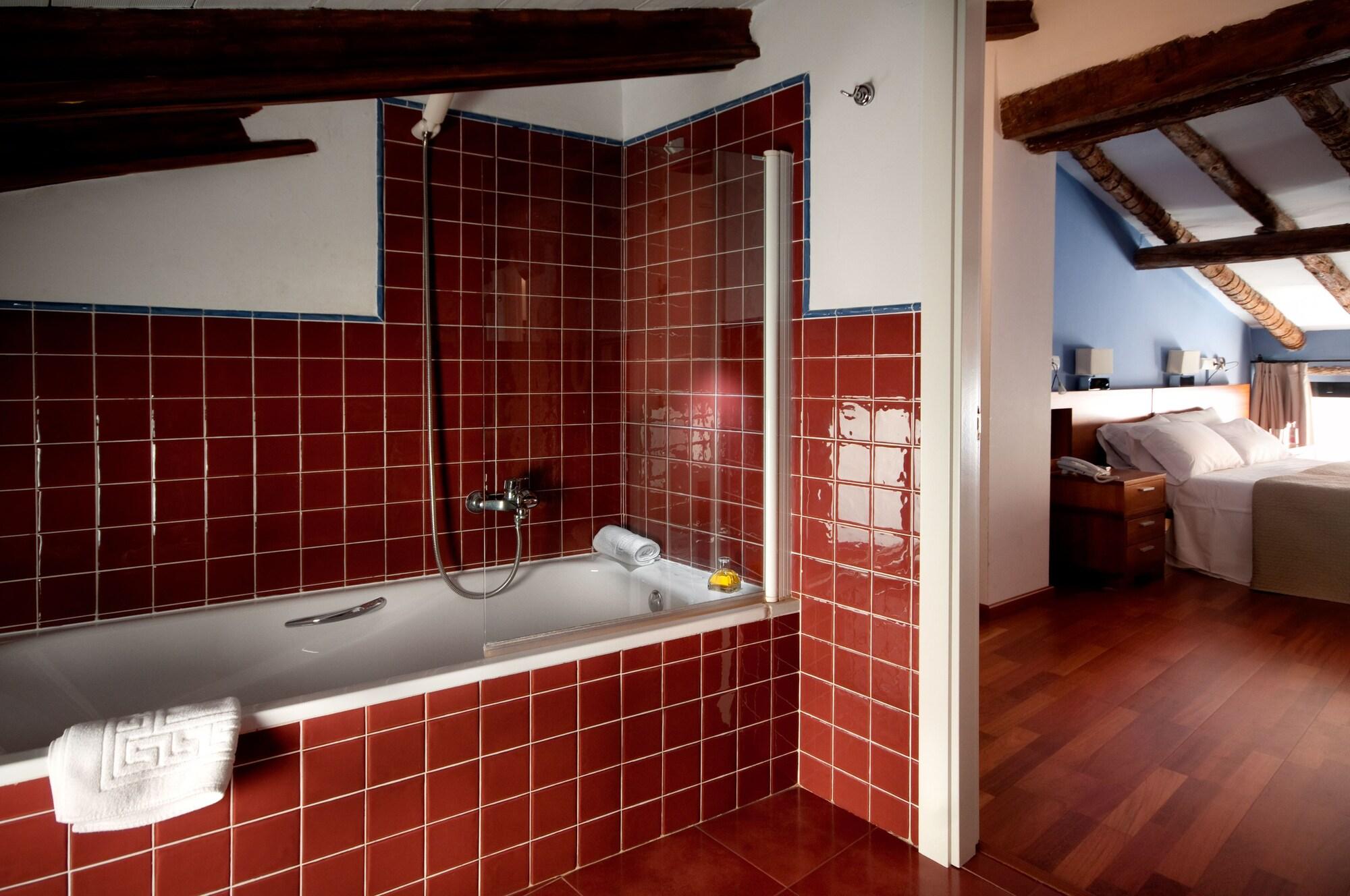 HOTEL HOSPEDERÍA RURAL ALMUNIA 34/34