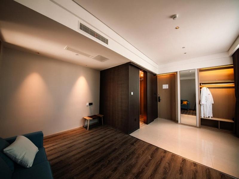 Gya Linyi Lanshan District Hailian International Plaza Hotel 29/31