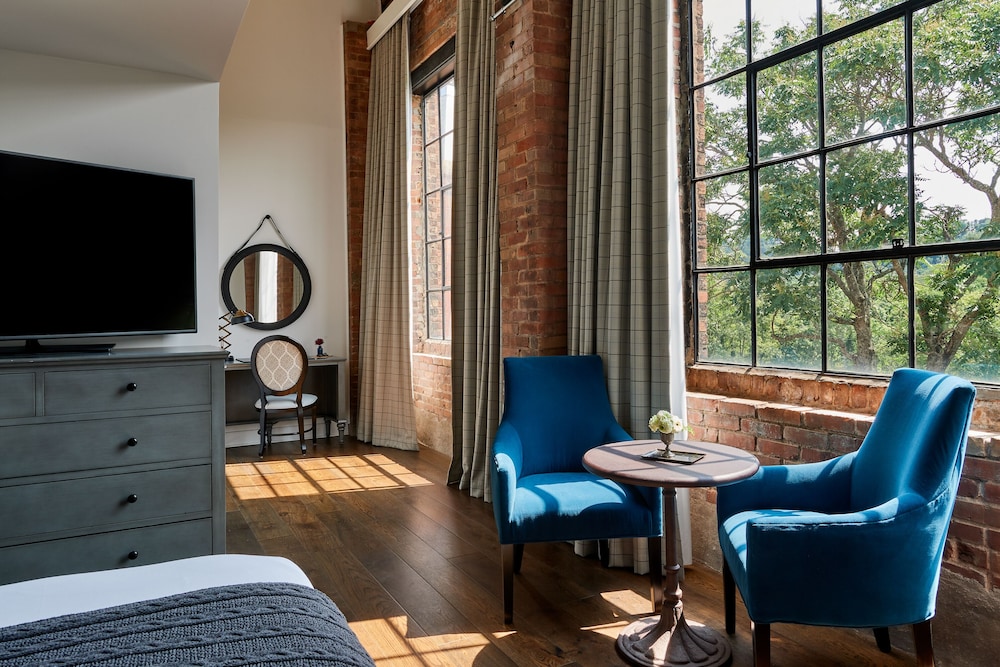 Foundry Hotel Asheville Curio Collection By Hilton 28/49