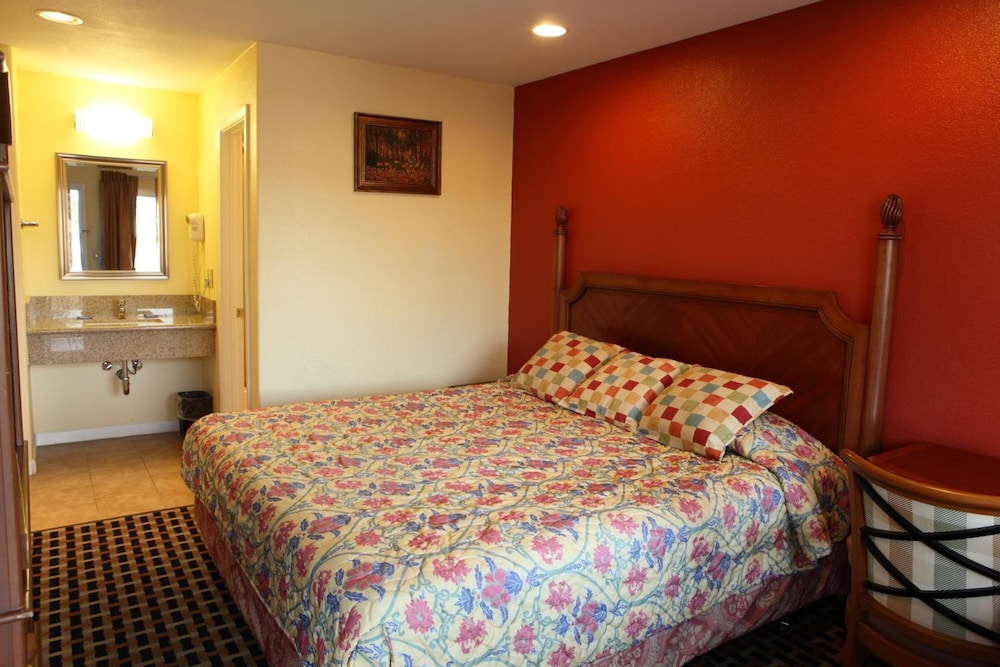 Bay Breeze Inn 17/56
