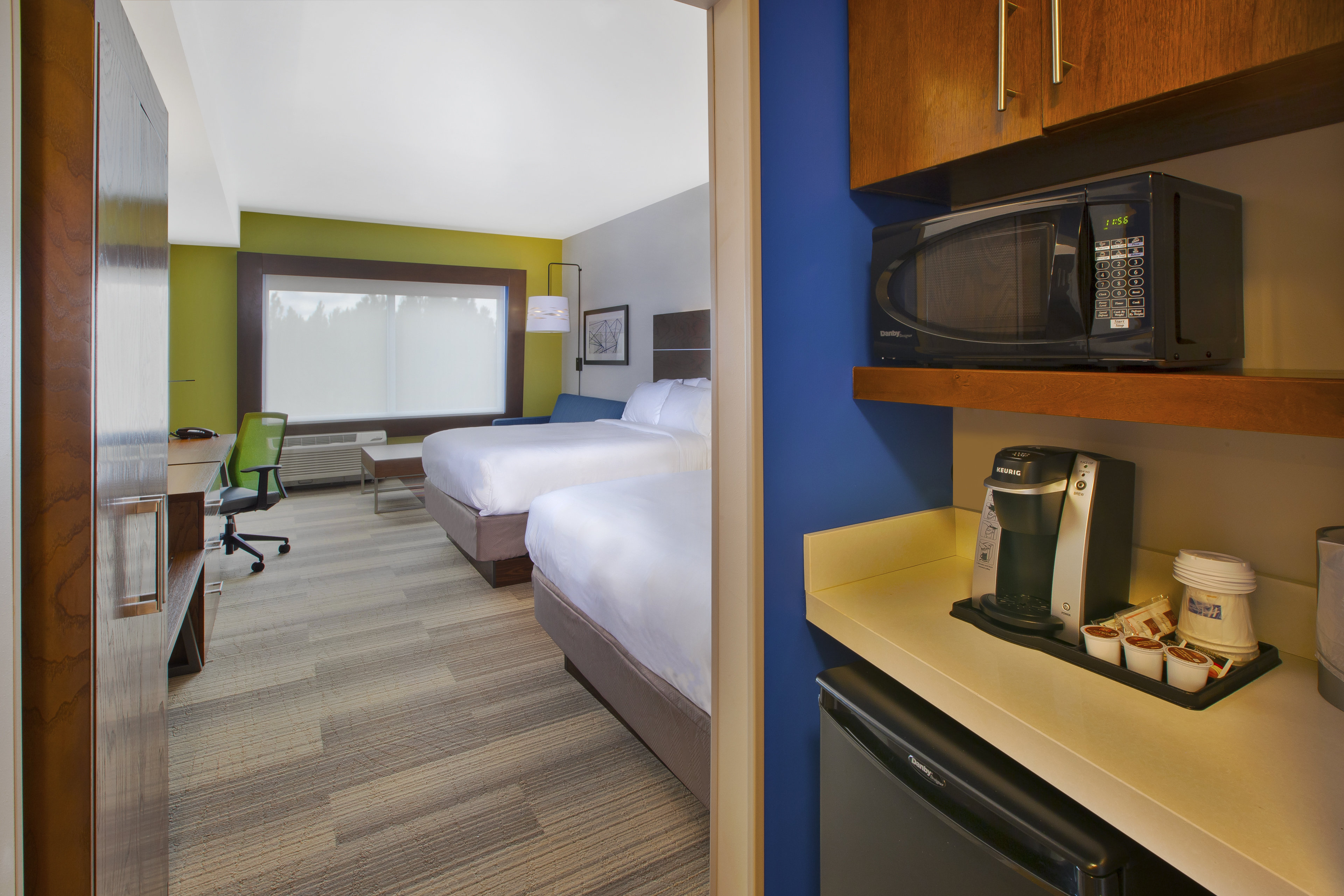 Holiday Inn Express And Suites South Hill 20/40