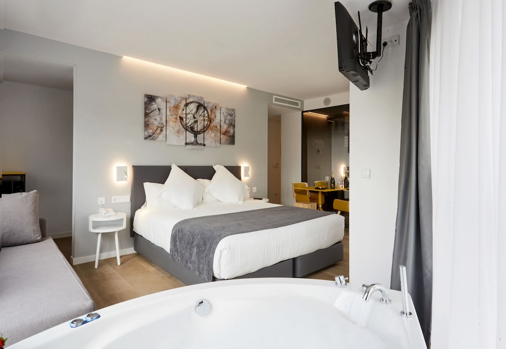 Hotel Valencia Alameda 41 8/63