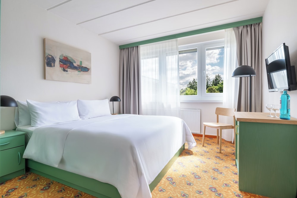 Standard, Double Bed, Sauna, Balcony 3/5