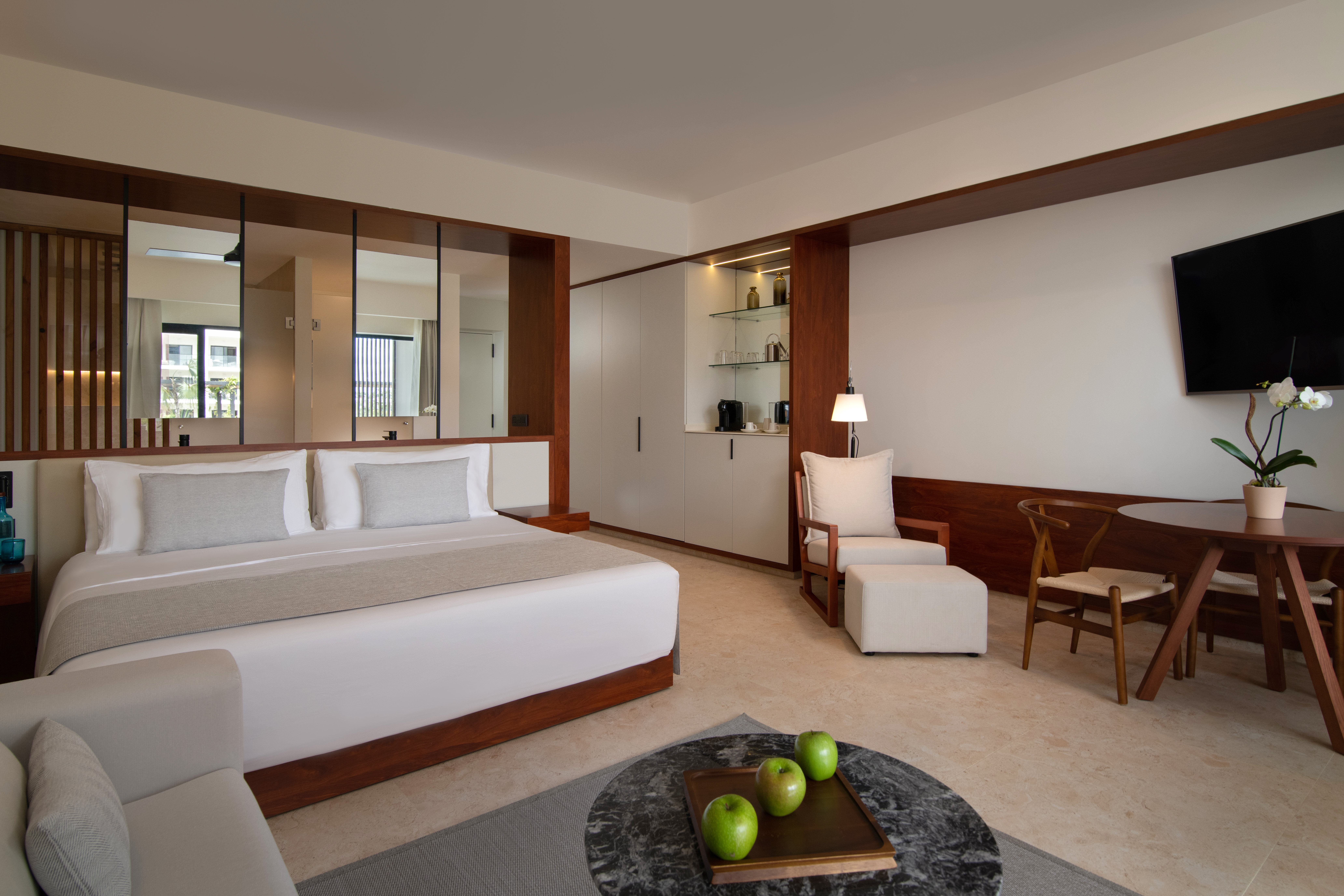 Aqua, Swim Up, Junior Suite, Pool View