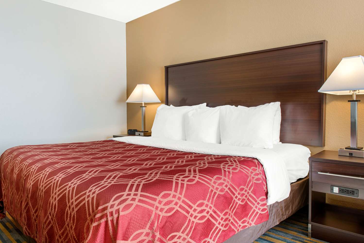 Quality Inn Noblesville - Indianapolis 16/28