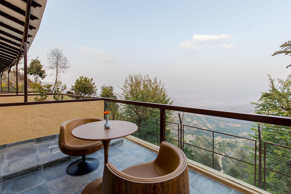 Aagantuk Resort 48/75